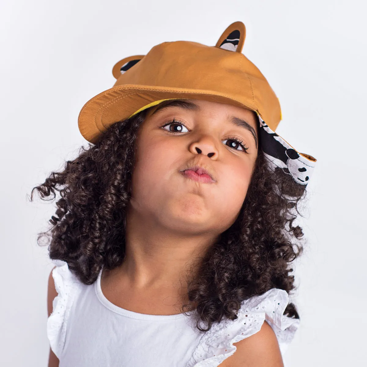 Kids Cub hat with neck flap: Cinnamon