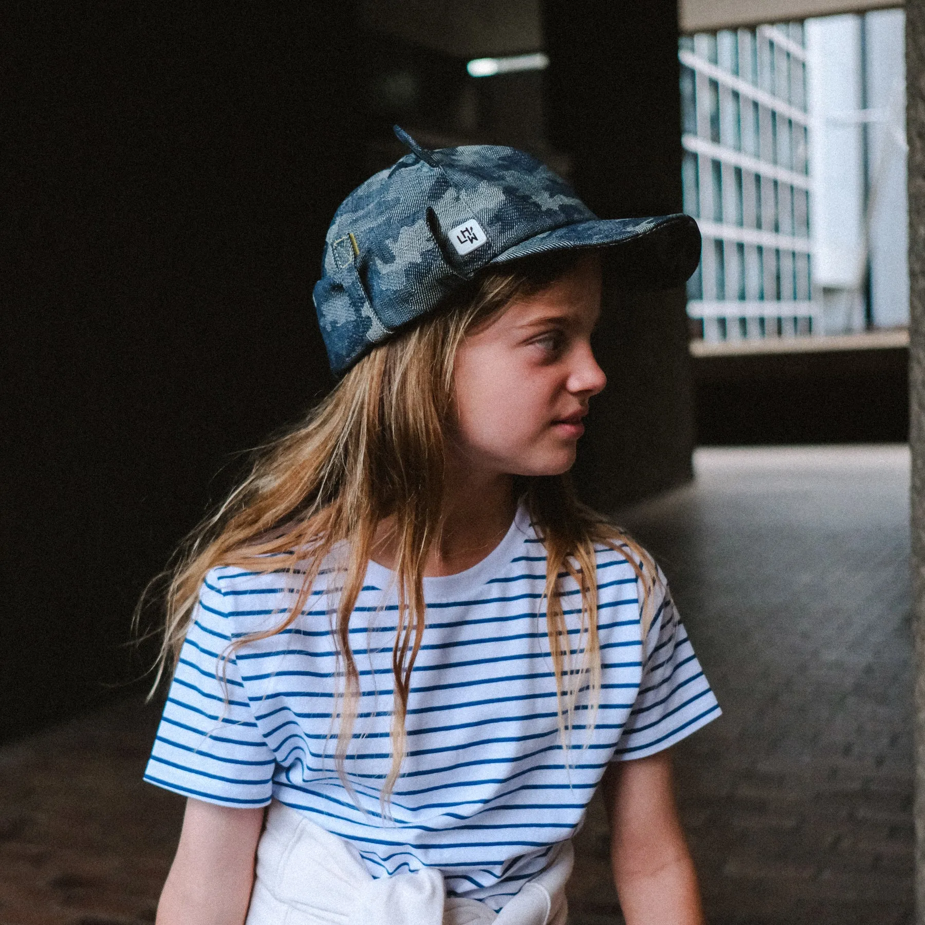 Kids Cub hat with neck flap: Denim Camo