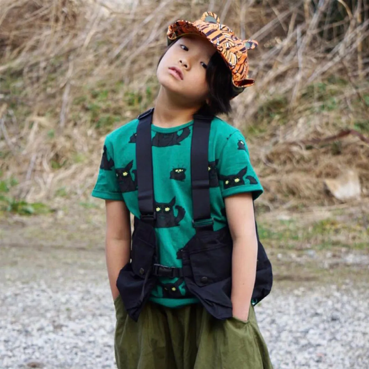 Kids Cub sun hat with neck flap: Tiger King